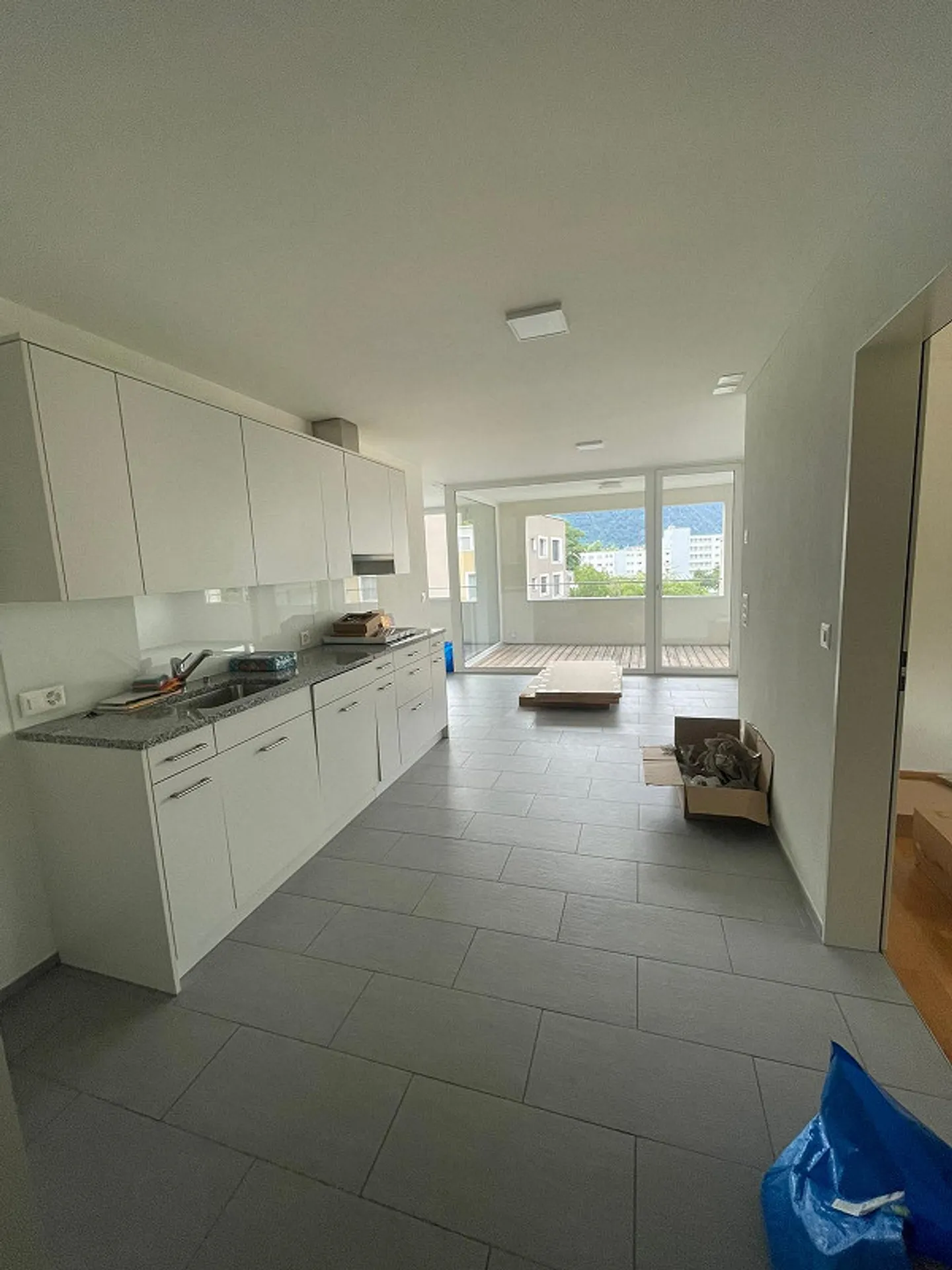 Moderne 3.5 Zimmer-Wohnung - Foto 5 von 13