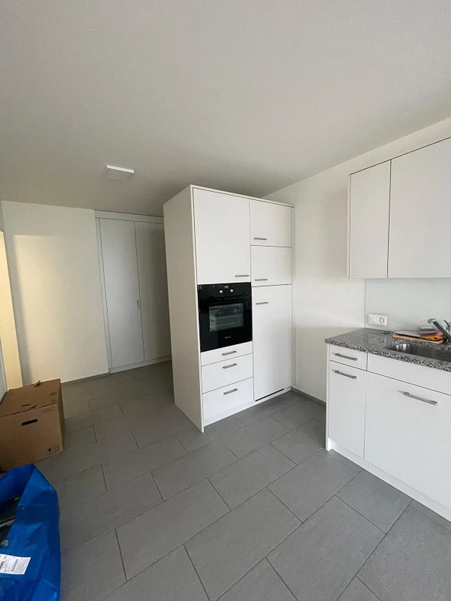 Moderne 3.5 Zimmer-Wohnung - Foto 6 von 13