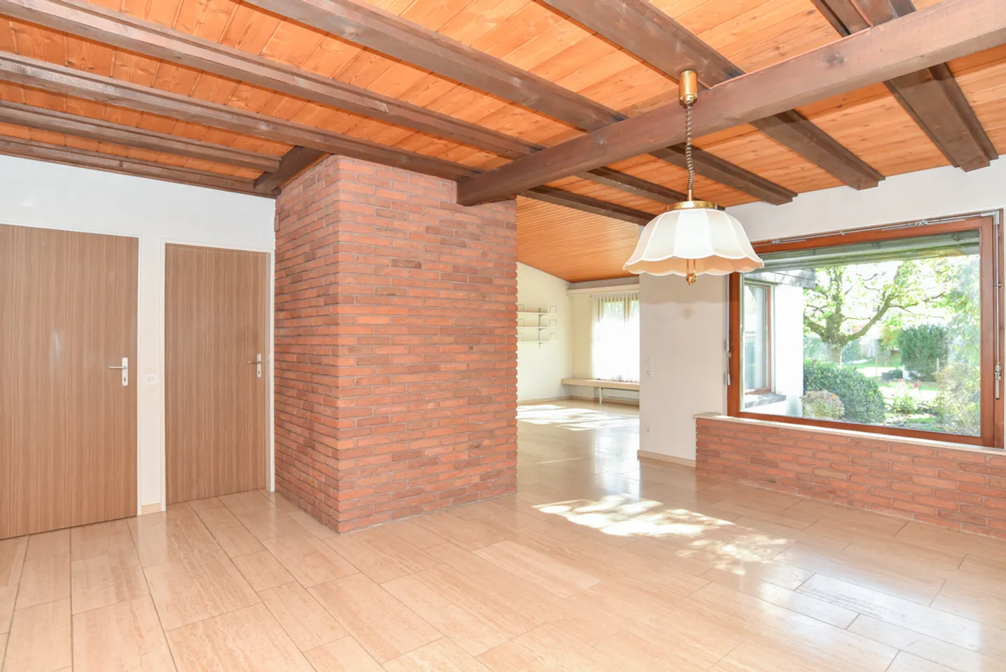 Freist. EFH, in Sackgasse gelegen, mit grossem Garten, Fläche 1'036 m2 - Photo 5 sur 16