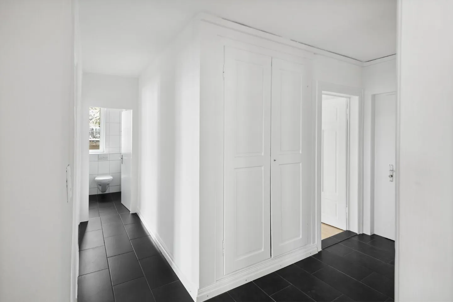 Charmante Wohnung mit Balkon - Foto 3 von 9