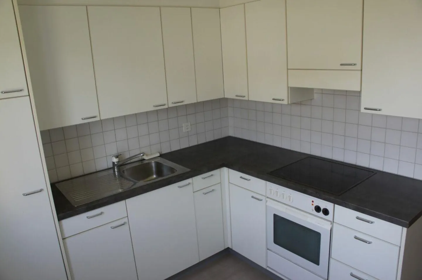 Wohnen im Grünen mit wunderschöner Bergsicht! - Foto 2 von 10