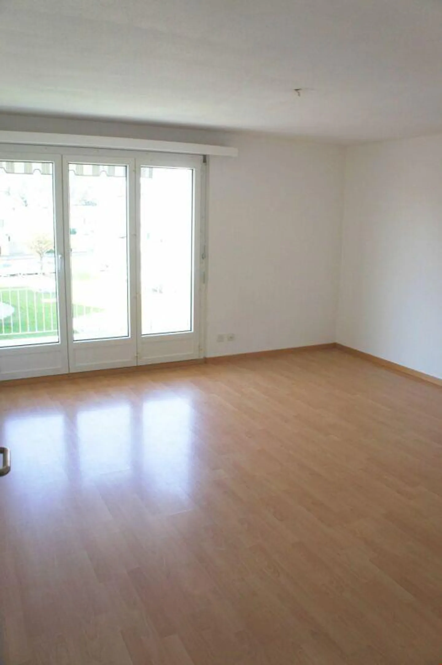 Wohnen im Grünen mit wunderschöner Bergsicht! - Foto 4 von 10