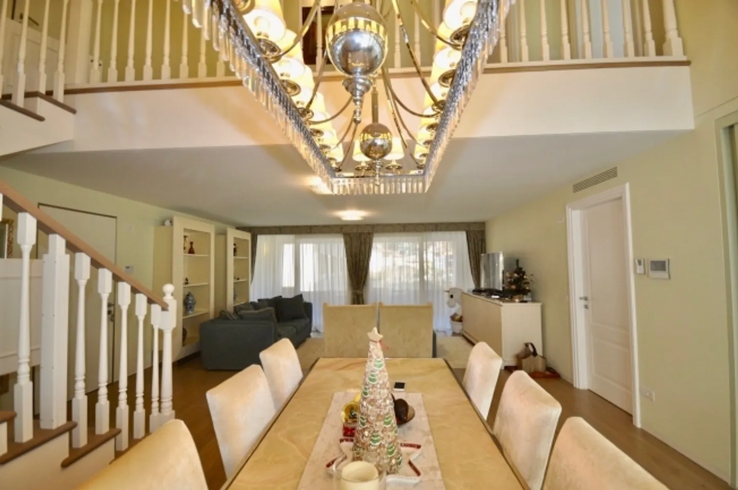 Elegant duplex in a residential complex with lake view in Lugano - Photo 8 of 20