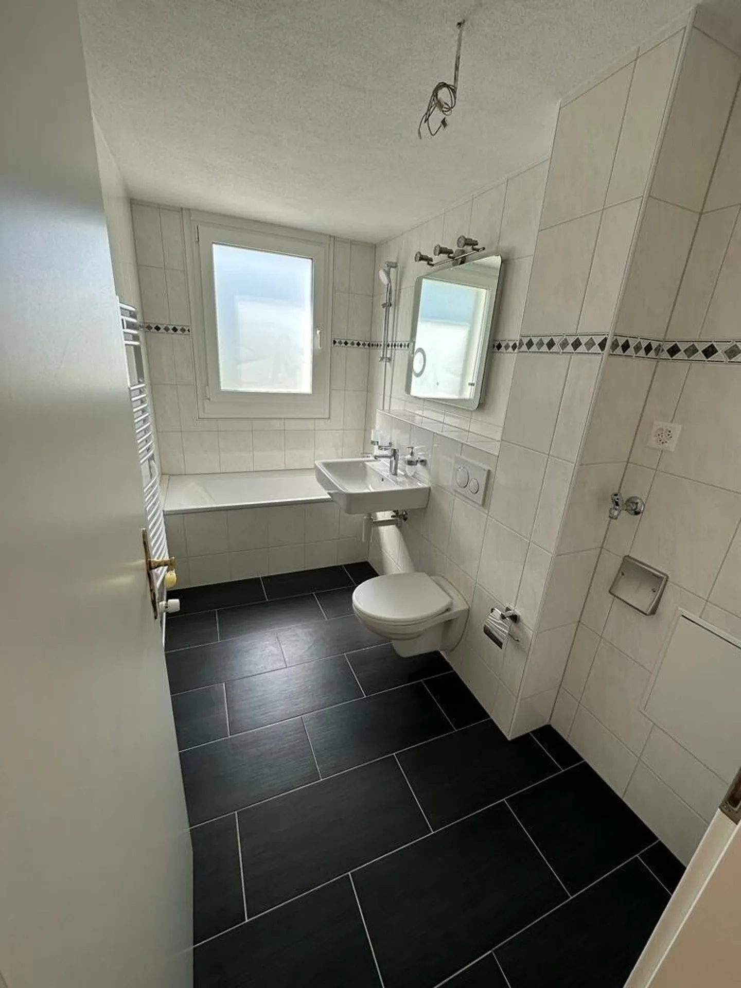 Total renovierte Wohnung mit Garten - Foto 8 von 8