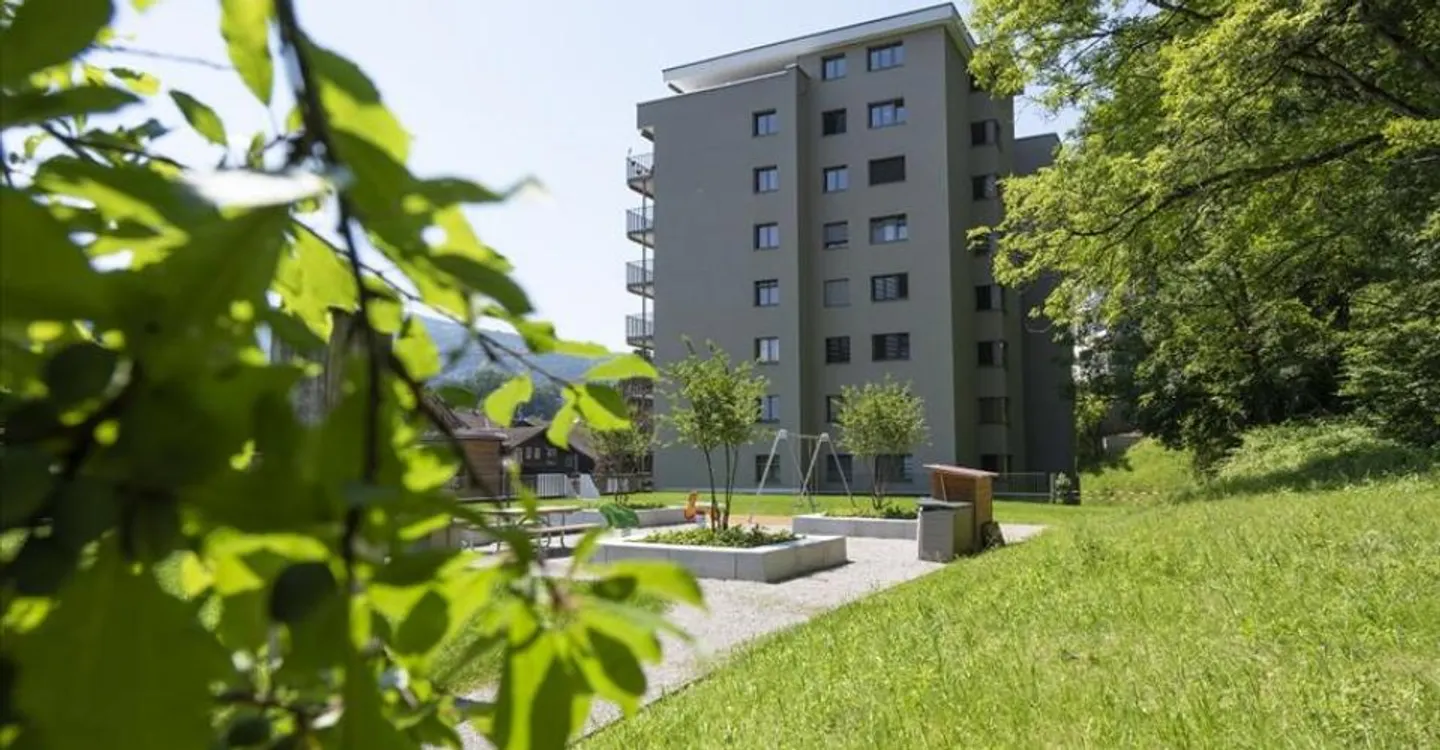 Grosszügige moderne Wohnung in grüner Umgebung - Foto 1 von 9