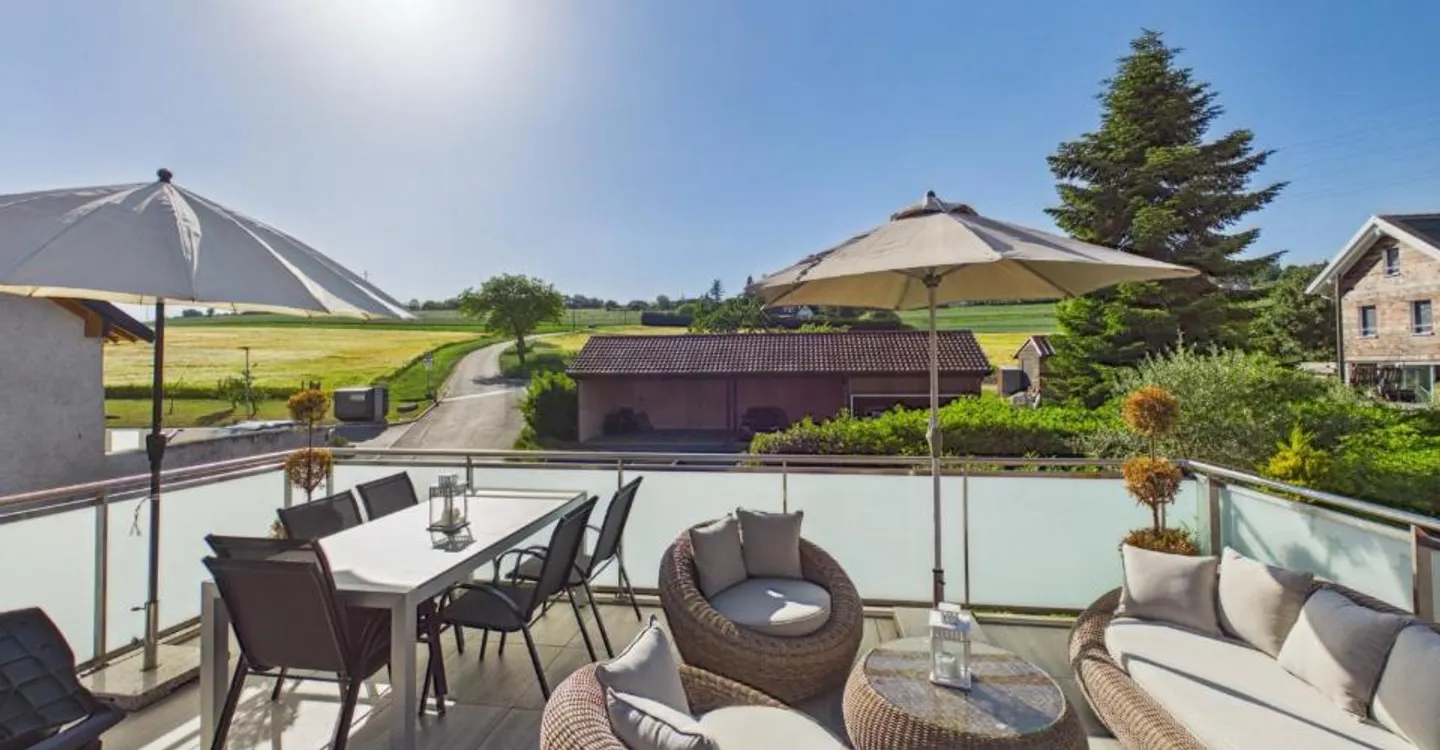 Elegante Appartamento Duplex con Balconi - Foto 1 di 12