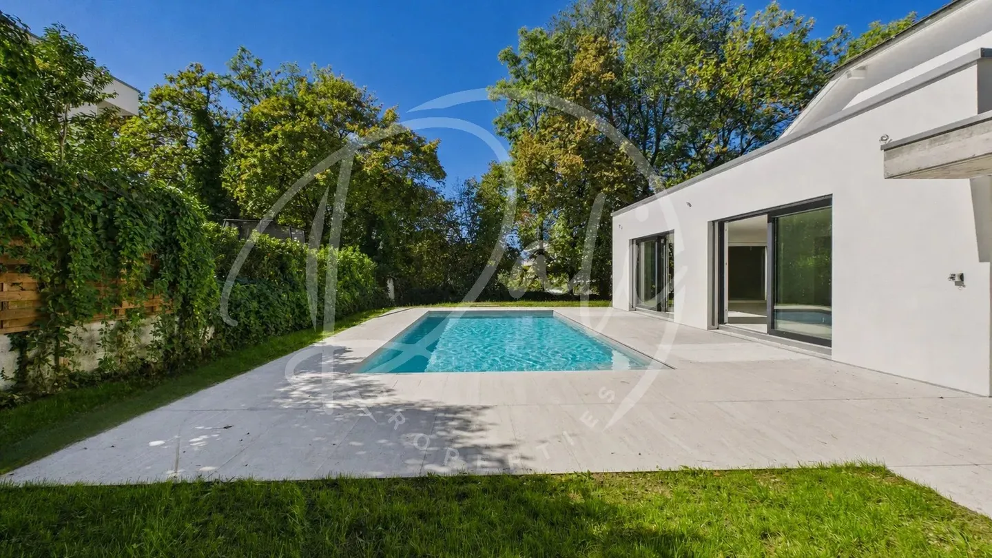 Villa Détachée Ristrutturata - Foto 1 di 13