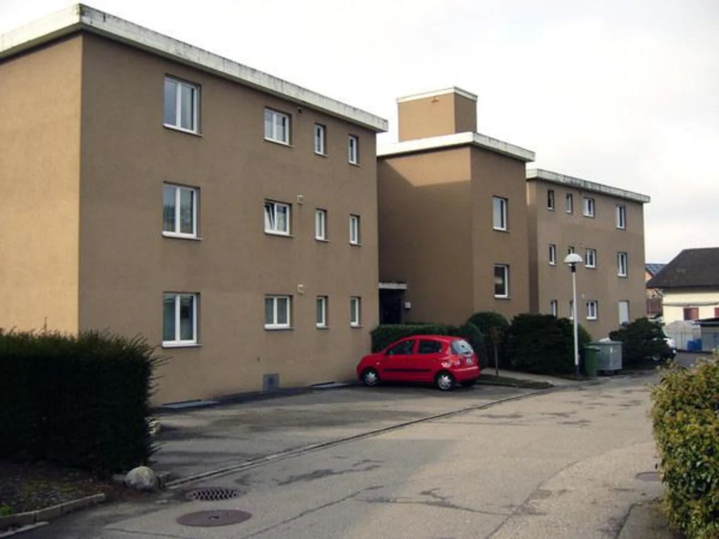 Spacious 4½-room apartment on the 1st floor in Küngoldingen (new kitchen) - Photo 8 of 14