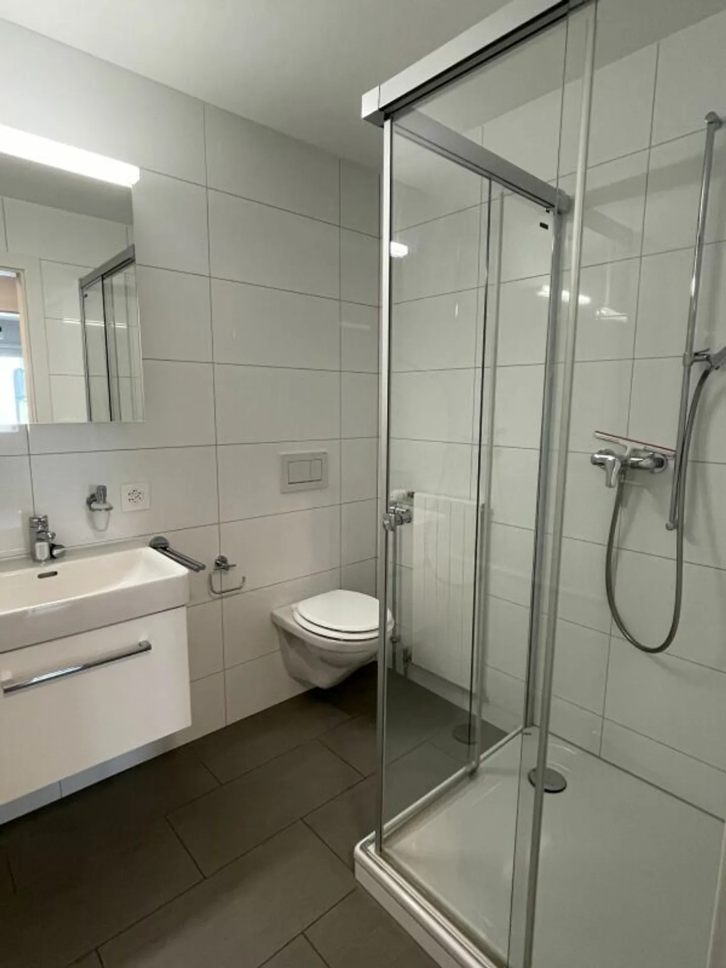 Modern apartment in a quiet location - Photo 7 of 13