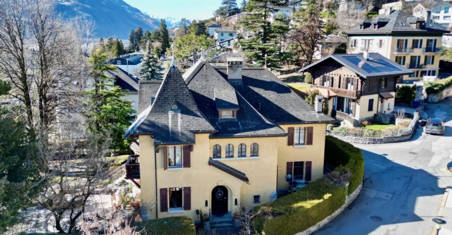 Maison de Maître Élégante à Sion - Photo 2 sur 12