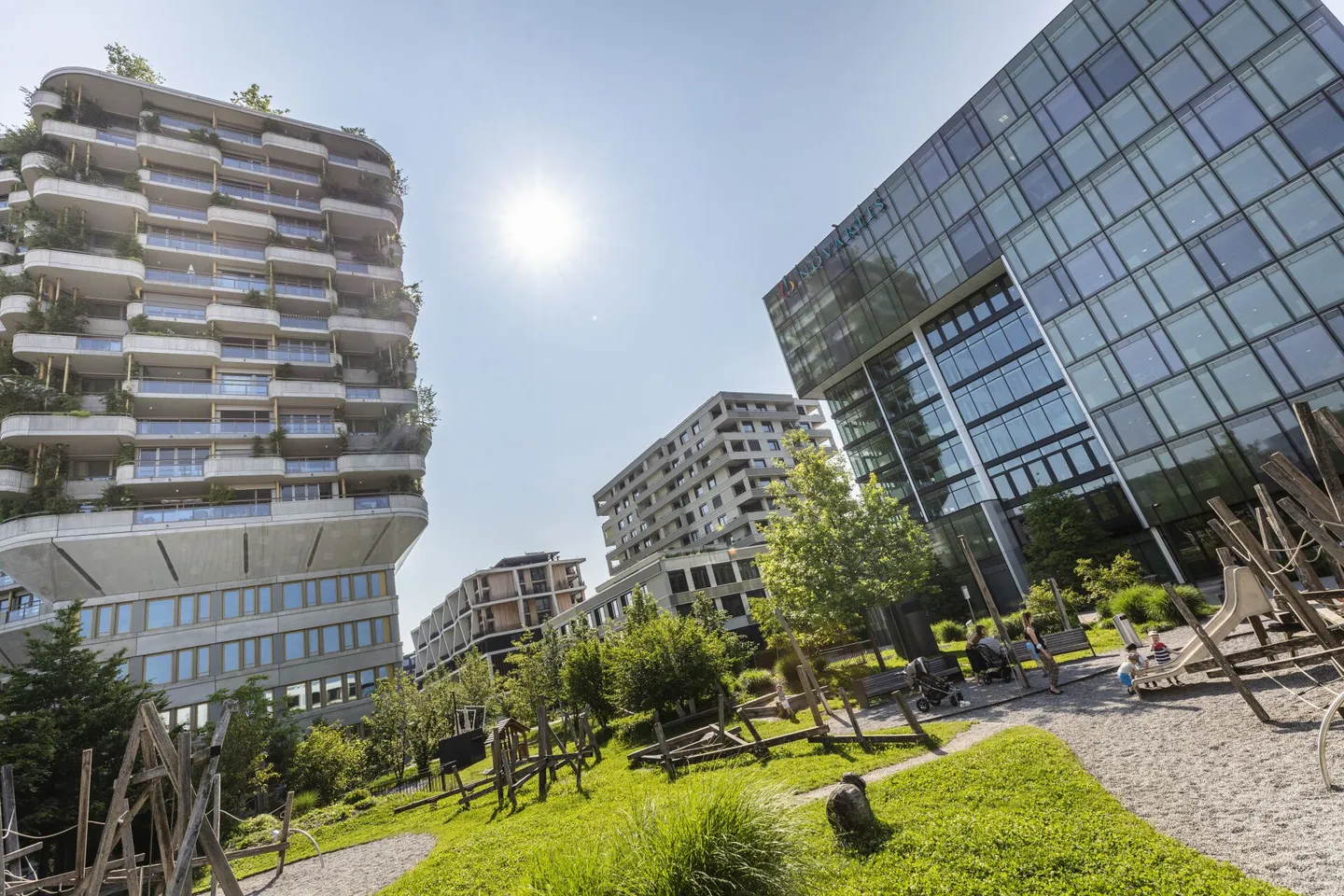 Giardino Alto Aglaya, Area Suurstoffi a Rotkreuz: Un Luogo di Lavoro che Ispira - Foto 7 di 8