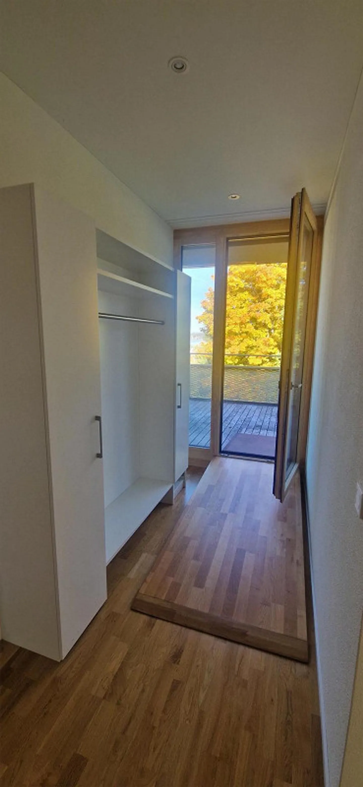 Luminoso appartamento attico di 3,5 locali con vista lago a Kreuzlingen (120 m²) - Foto 13 di 19