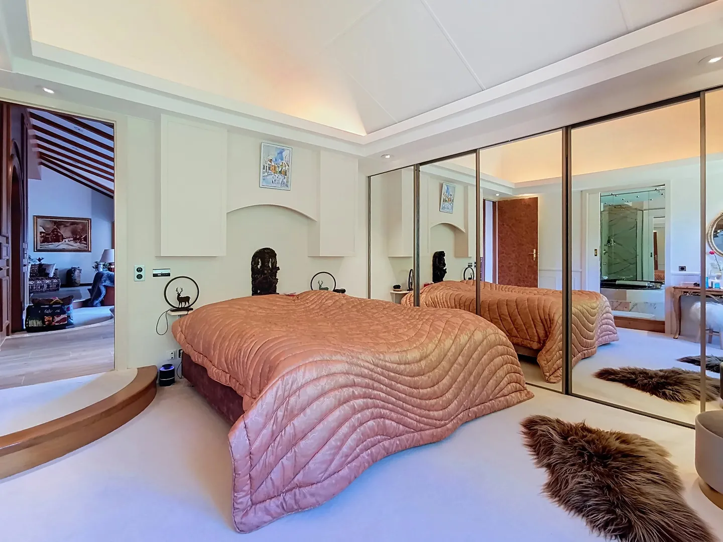 Penthouse with a view of the Dents du Midi! - Photo 5 of 10
