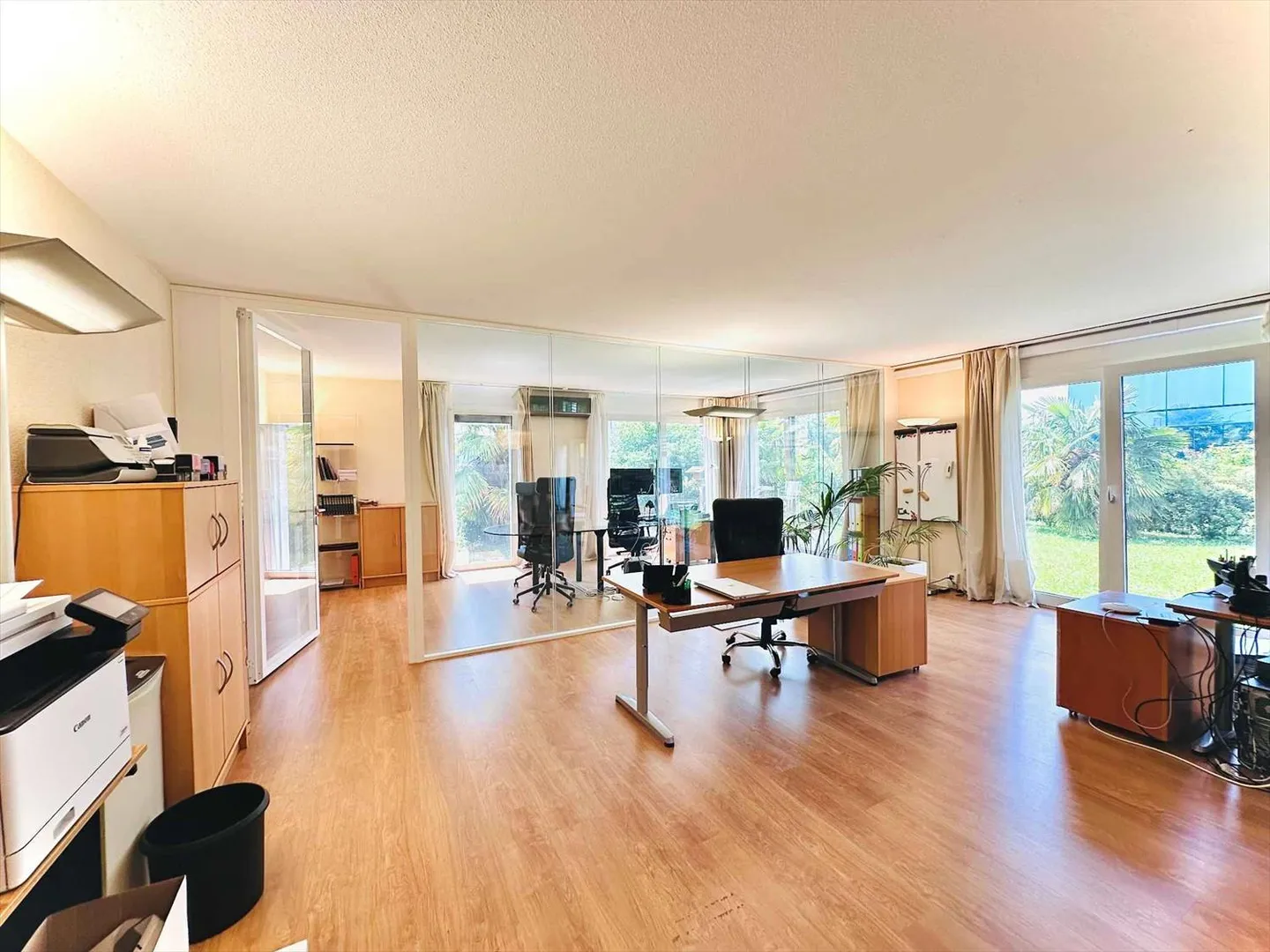 Wunderschöne Büros mit 316 m2 und Garten zur Miete in Nyon - Foto 8 von 9