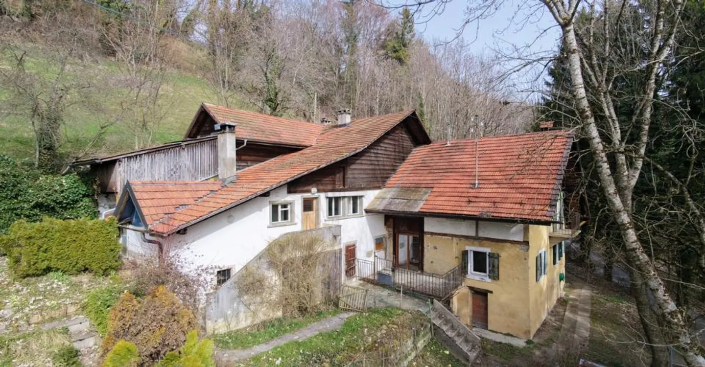 Charmante Bauernhaus zu Renovieren - Foto 1 von 9