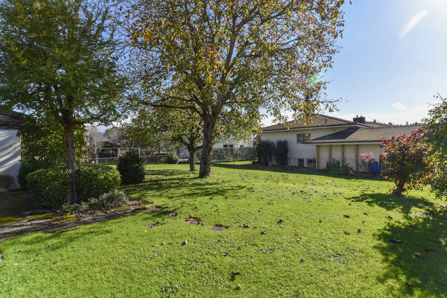 Freist. EFH, in Sackgasse gelegen, mit grossem Garten, Fläche 1'036 m2 - Photo 12 sur 16