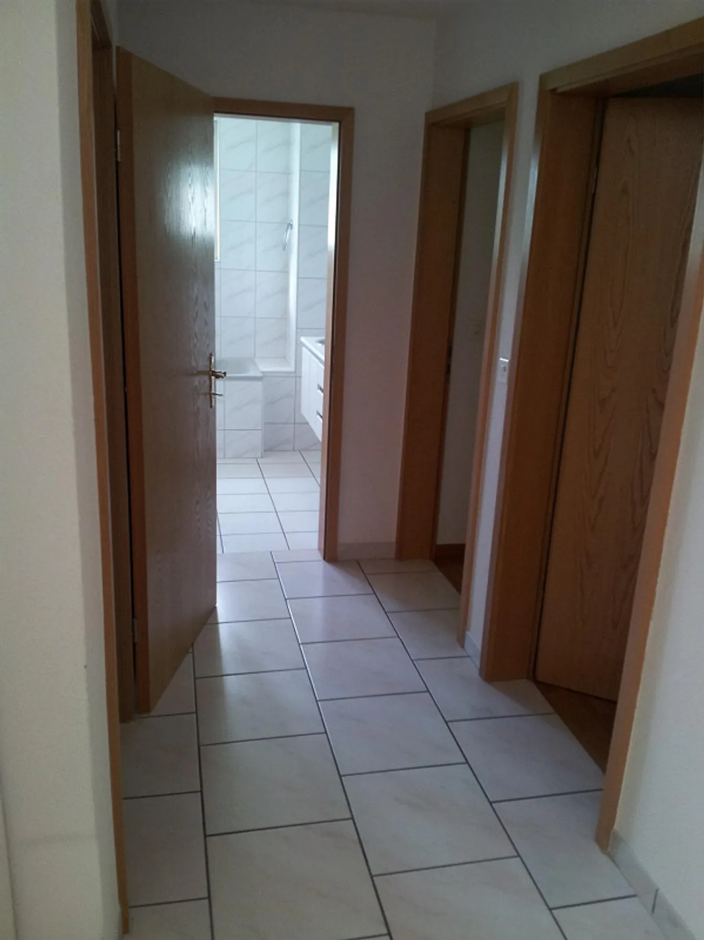 3 1/2-Room Apartment (111) - Photo 3 of 17