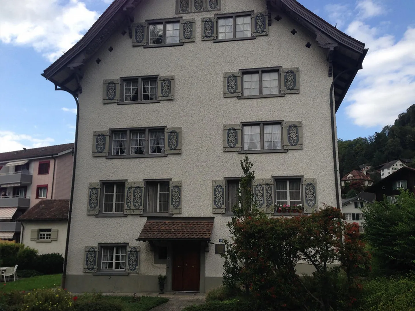 Grosszügige 4,5-Zimmer in historischen Haus, ruhig gelegen - Foto 1 von 23