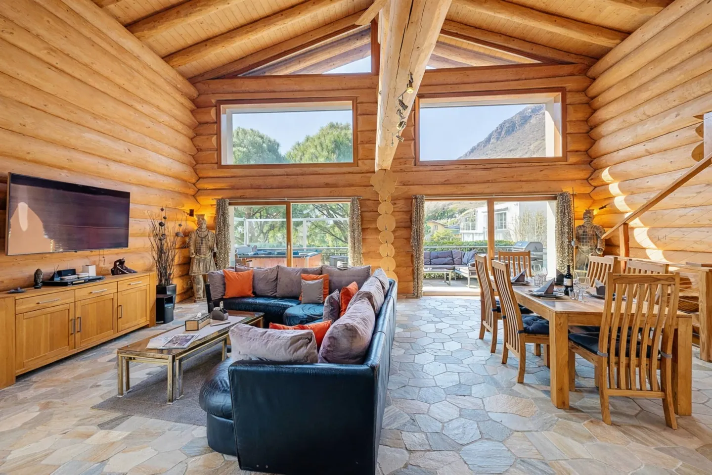 Charakterhaus im Herzen von Branson - Foto 1 von 11