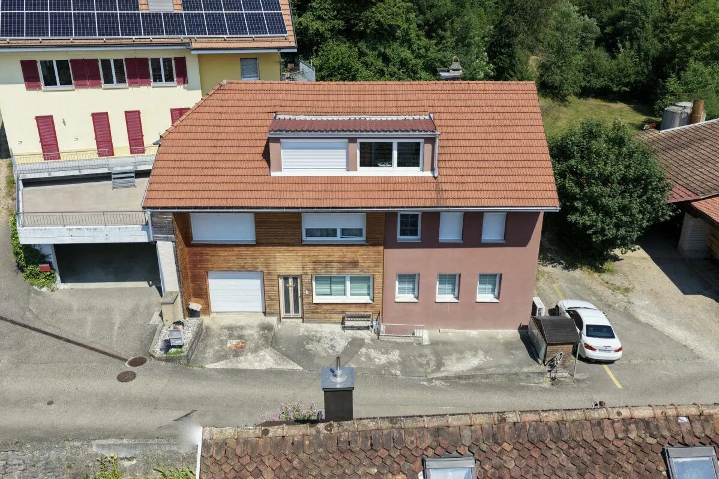 APPARTEMENT SPACIEUX DE 4,5 PIÈCES DANS UN EMPLACEMENT RECHERCHÉ ET CALME - Photo 1 sur 17