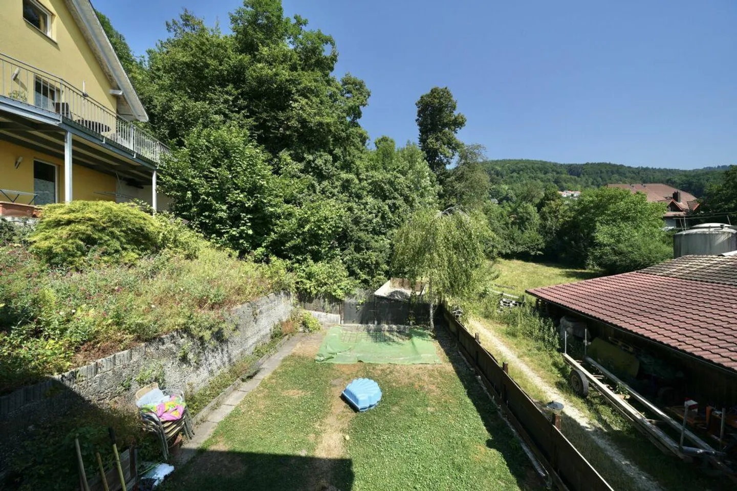 APPARTEMENT SPACIEUX DE 4,5 PIÈCES DANS UN EMPLACEMENT RECHERCHÉ ET CALME - Photo 6 sur 17
