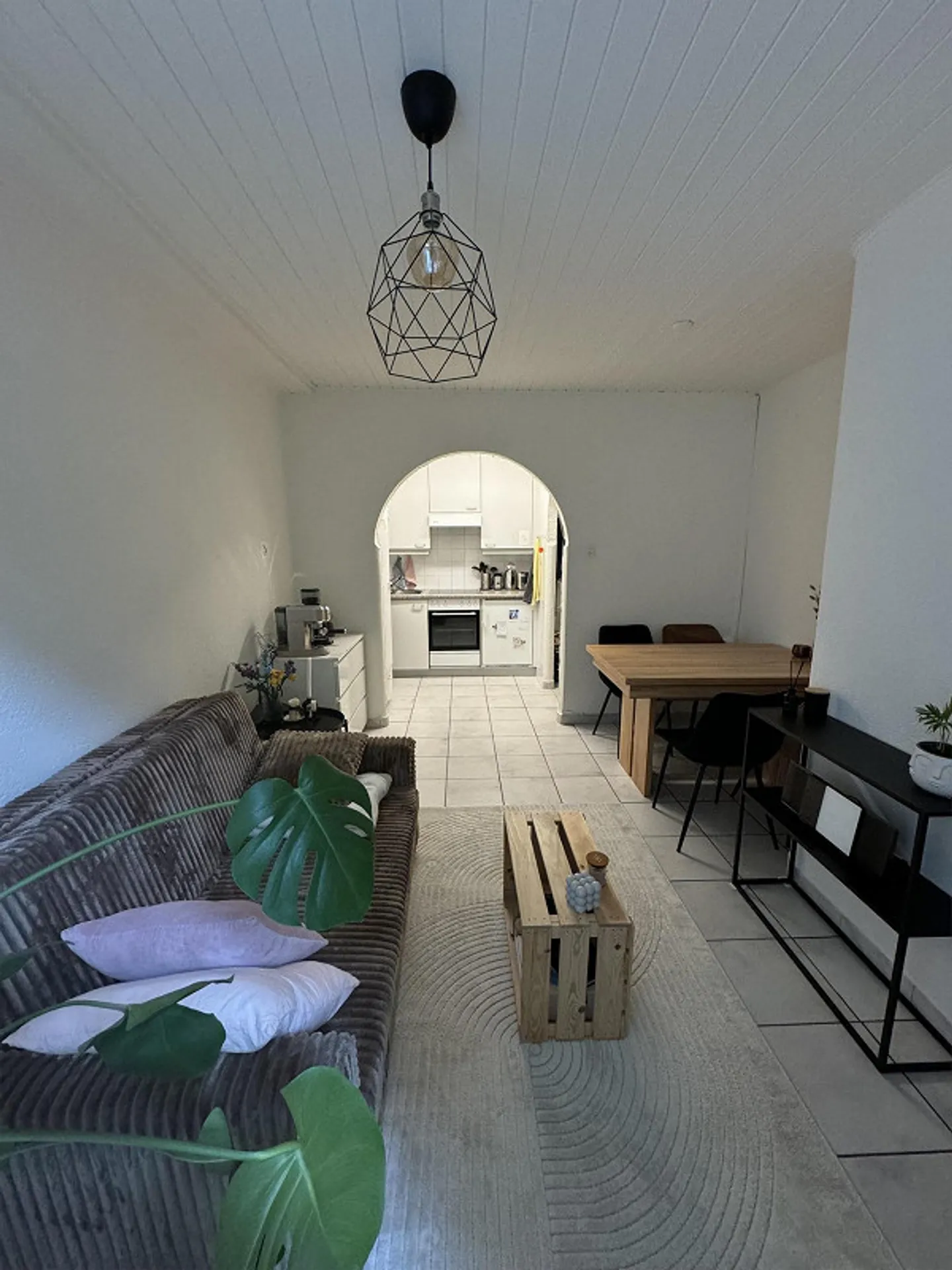 1.5 Room Apartment - Photo 1 of 6