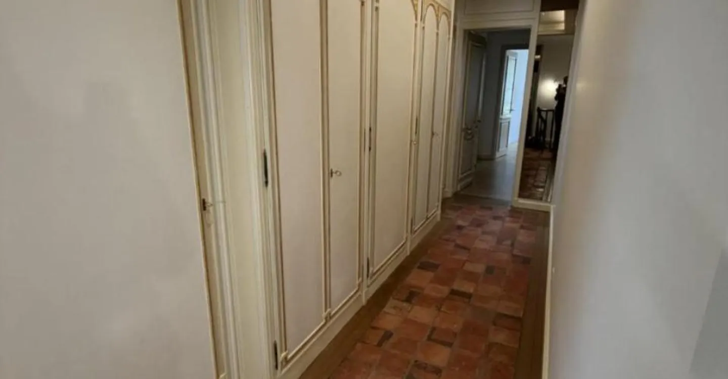 Exceptional duplex for rent? Old Town of Geneva - Photo 9 of 11