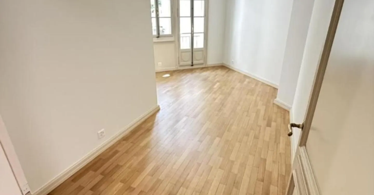 Exceptional duplex for rent? Old Town of Geneva - Photo 10 of 11
