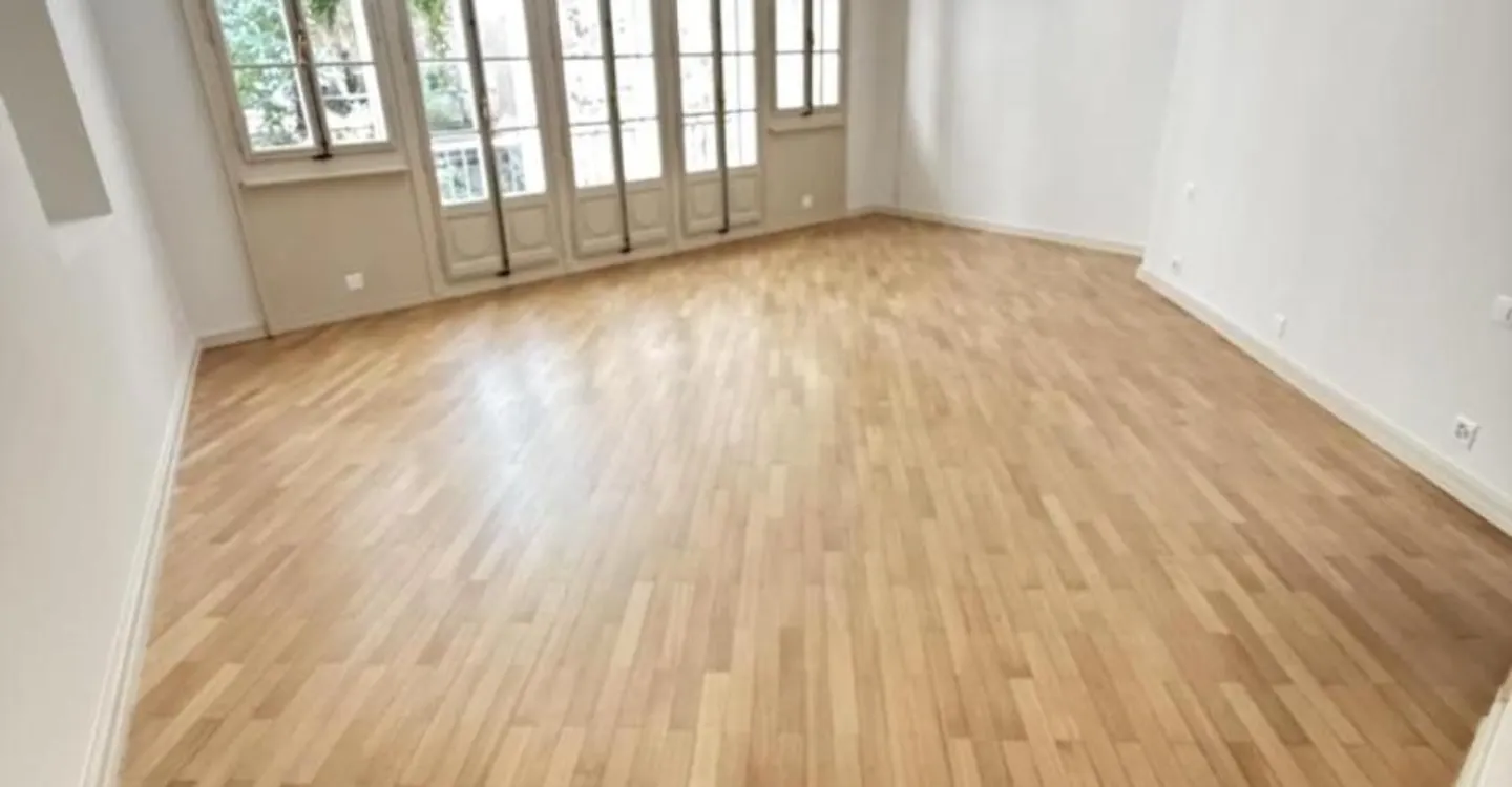 Exceptional duplex for rent? Old Town of Geneva - Photo 5 of 11