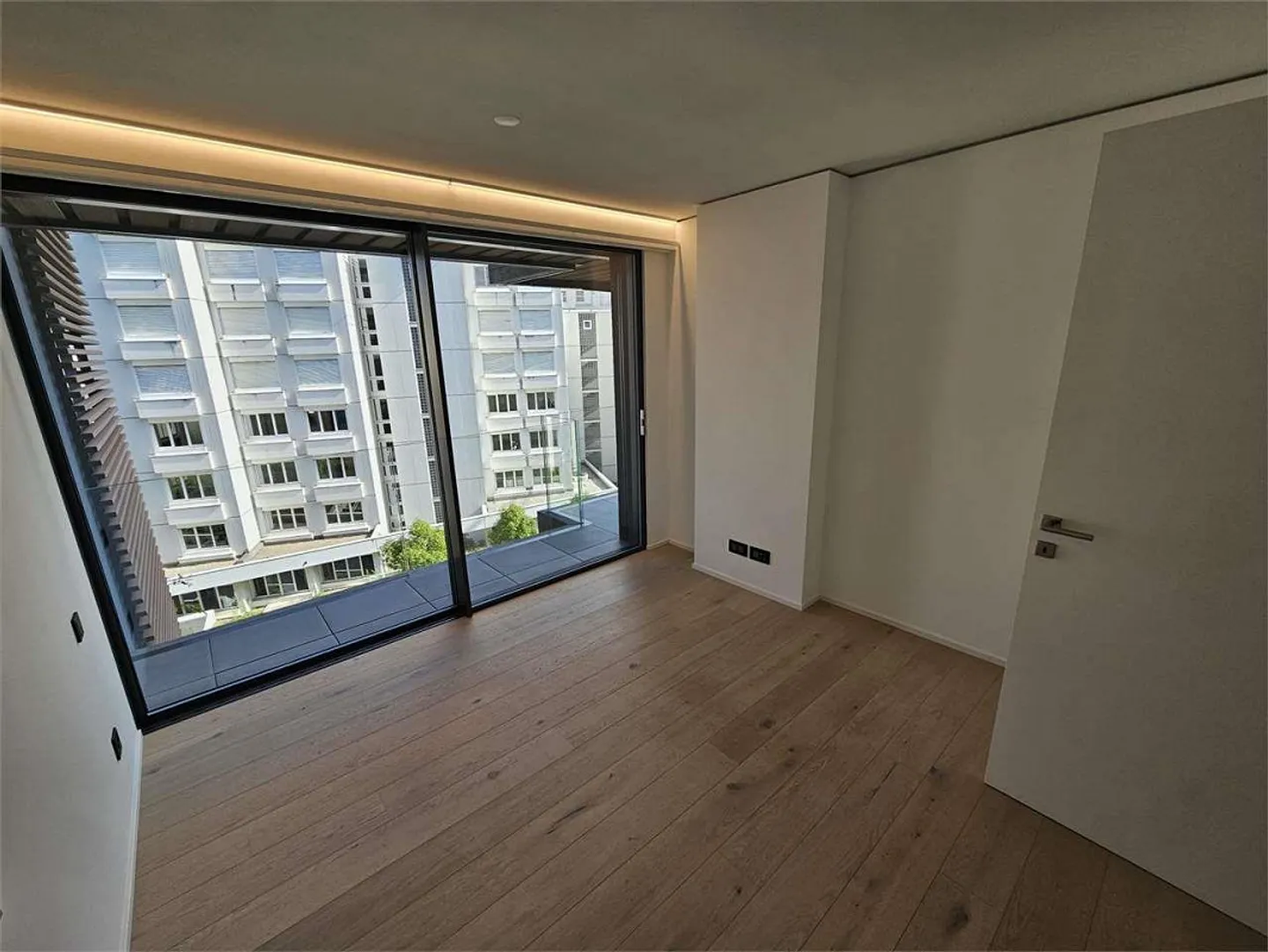 Paradiso, Parco Lago 3.5 con terrazzo - Foto 11 di 13