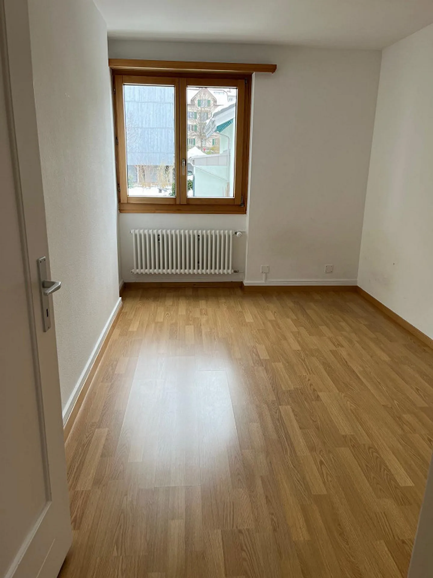 Ideal! Central 4 Rooms plus Work-Studio Area + 2 Balconies - Photo 7 of 14