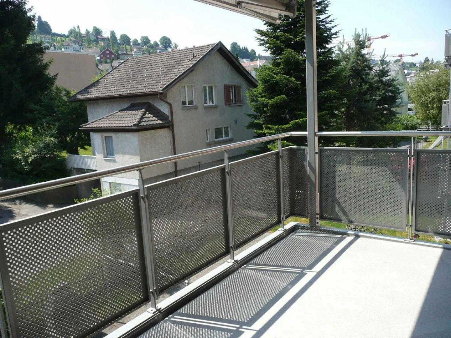 Ideal! Central 4 Rooms plus Work-Studio Area + 2 Balconies - Photo 12 of 14