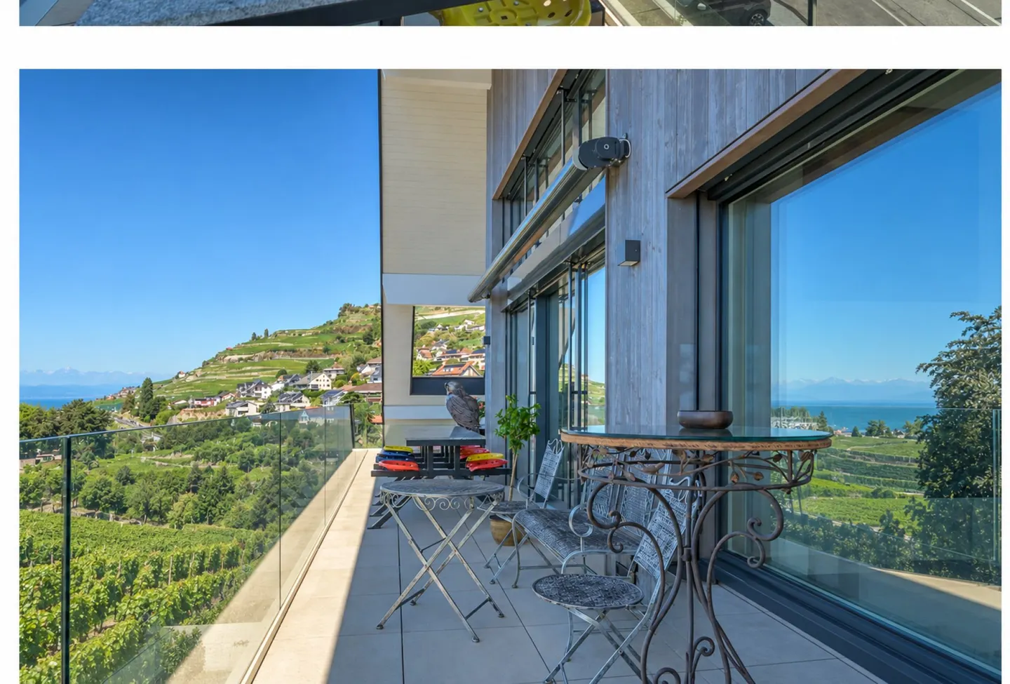 Attique contemporain avec vue lac - Photo 4 sur 13
