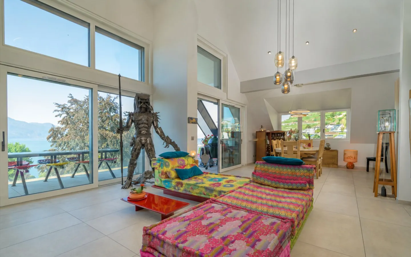 Attique contemporain avec vue lac - Photo 5 sur 13