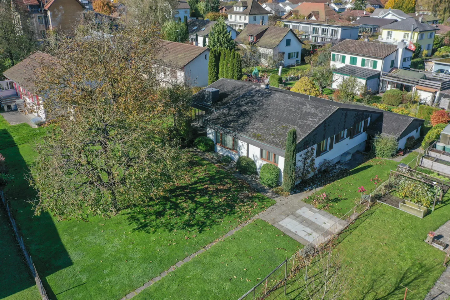 Freist. EFH, in Sackgasse gelegen, mit grossem Garten, Fläche 1'036 m2 - Photo 16 sur 16