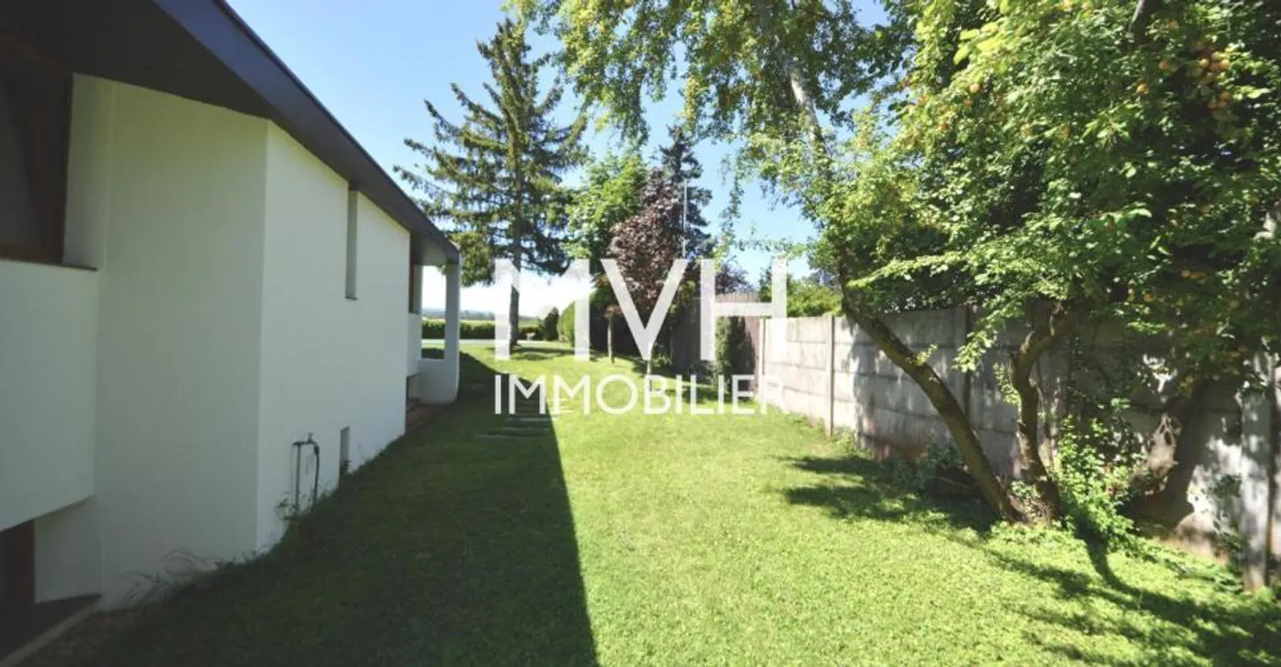 Villa d'architecte 9 pièces dans écrin de verdure - Foto 11 von 11