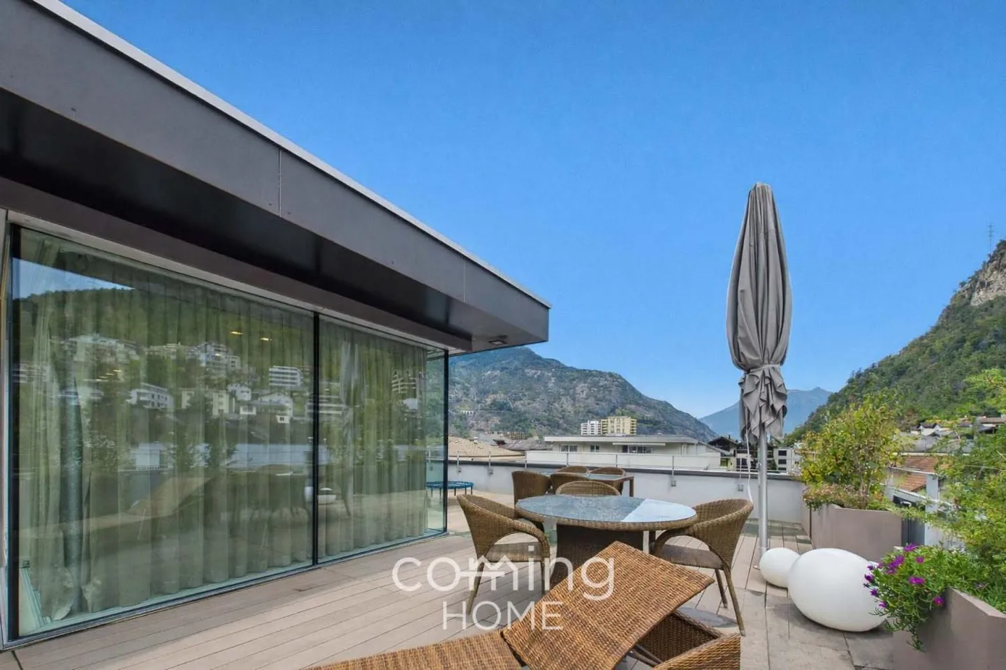 Place souterraine 7.5 pièces - Photo 1 sur 13