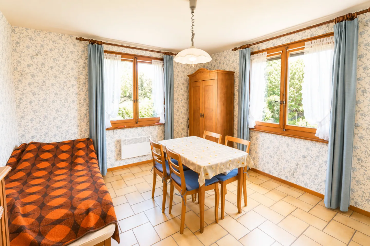Detached 6.5 room villa with large garden of 1,618 m2 - Photo 9 of 10