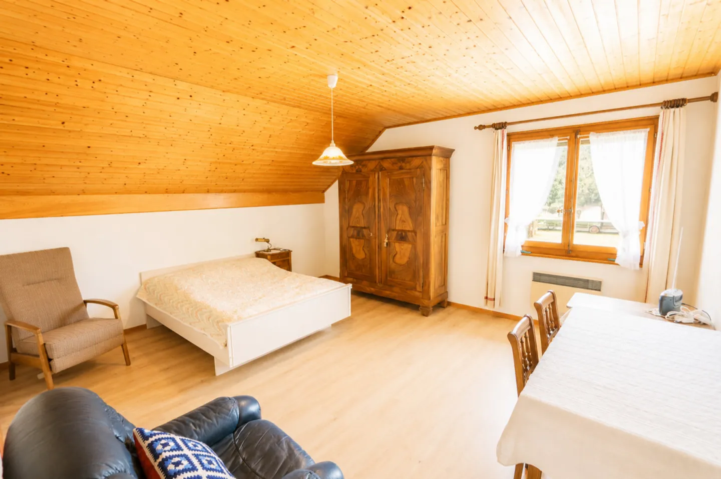 Detached 6.5 room villa with large garden of 1,618 m2 - Photo 10 of 10