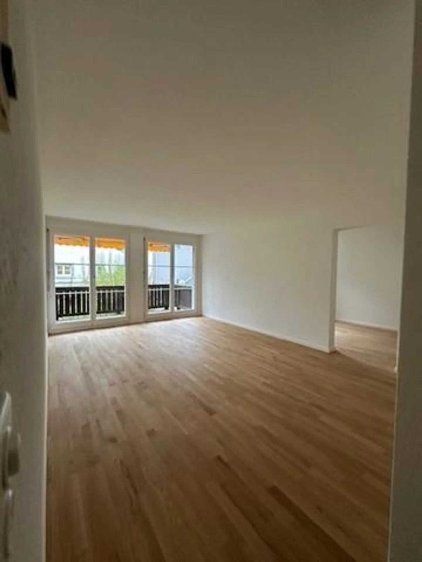 Charming 3.5-Room Apartment - Photo 4 of 8