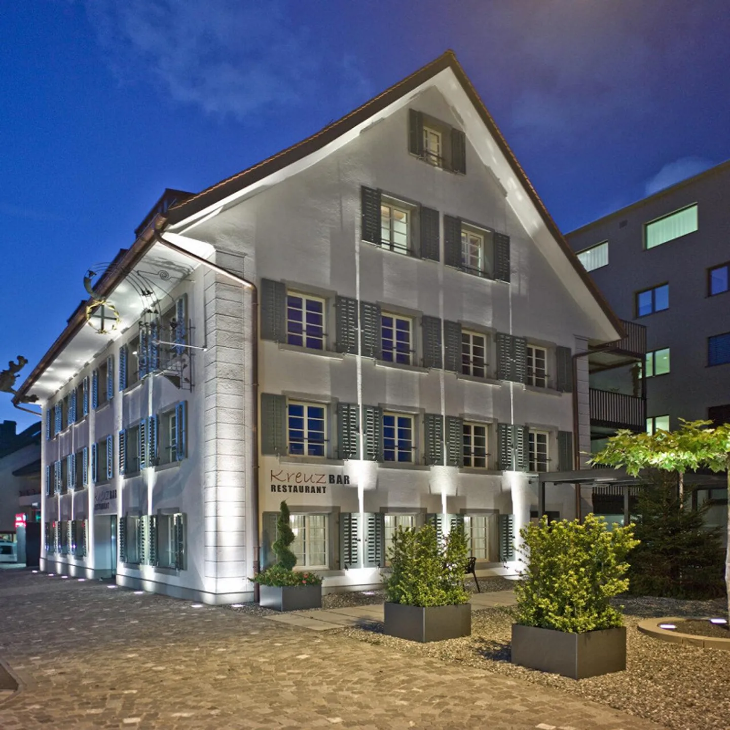stupendo appartamento di 2,5 stanze COMPLETAMENTE ARREDATO situato ad Altendorf SZ - Foto 9 di 10