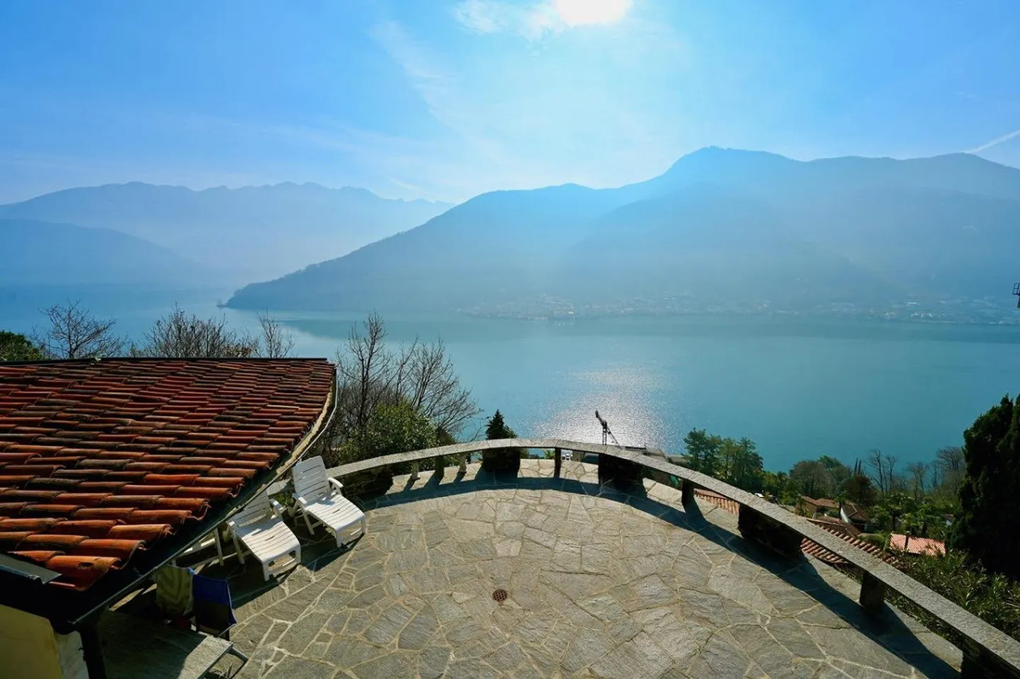 2 Ville Gemelle in Stile Rustico con Magnifica Vista Lago di Lugano - Foto 3 di 25