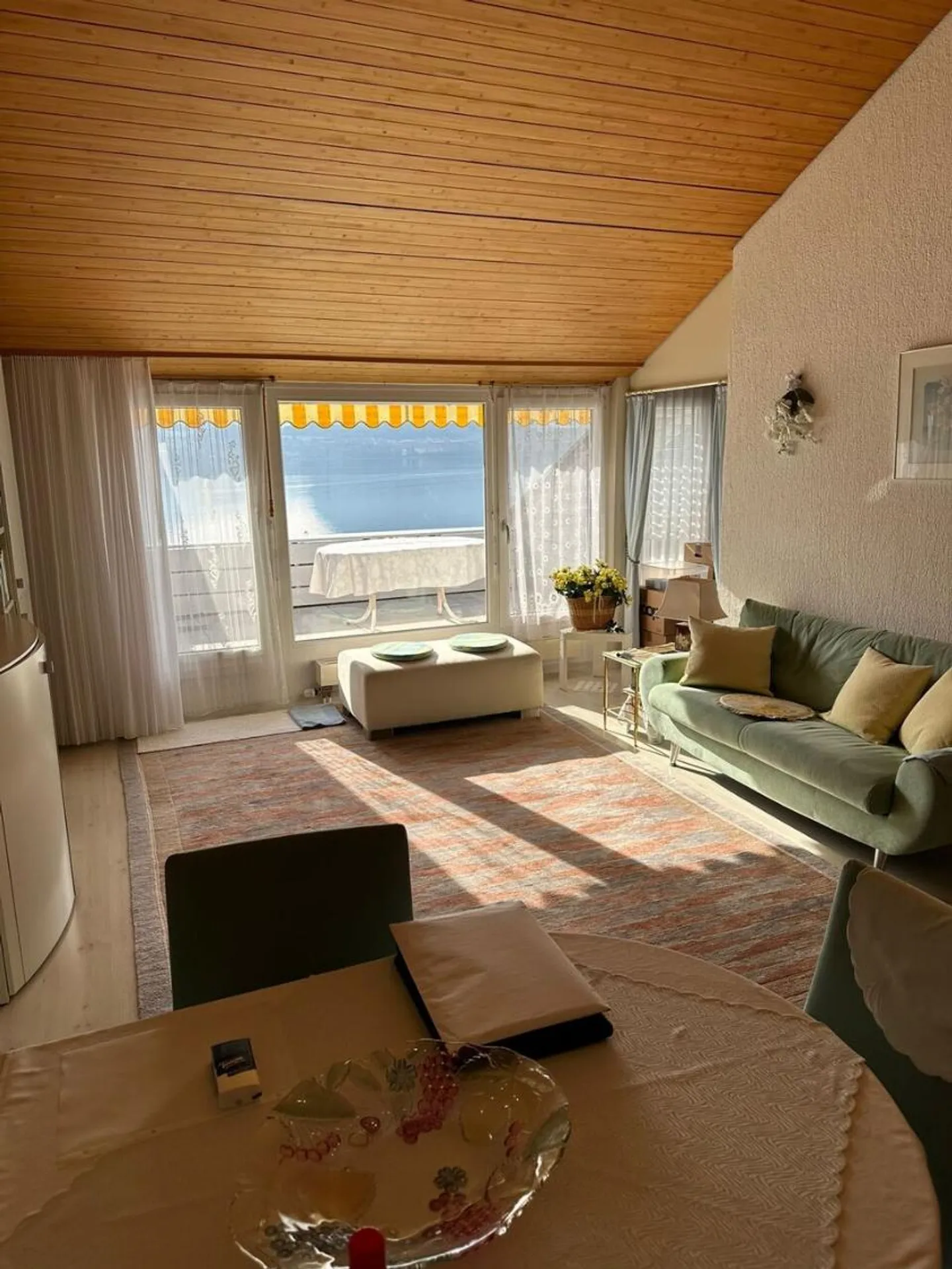 Vue spectaculaire sur le lac de Thun et les Alpes ! Votre nouveau bijou - Photo 3 sur 9