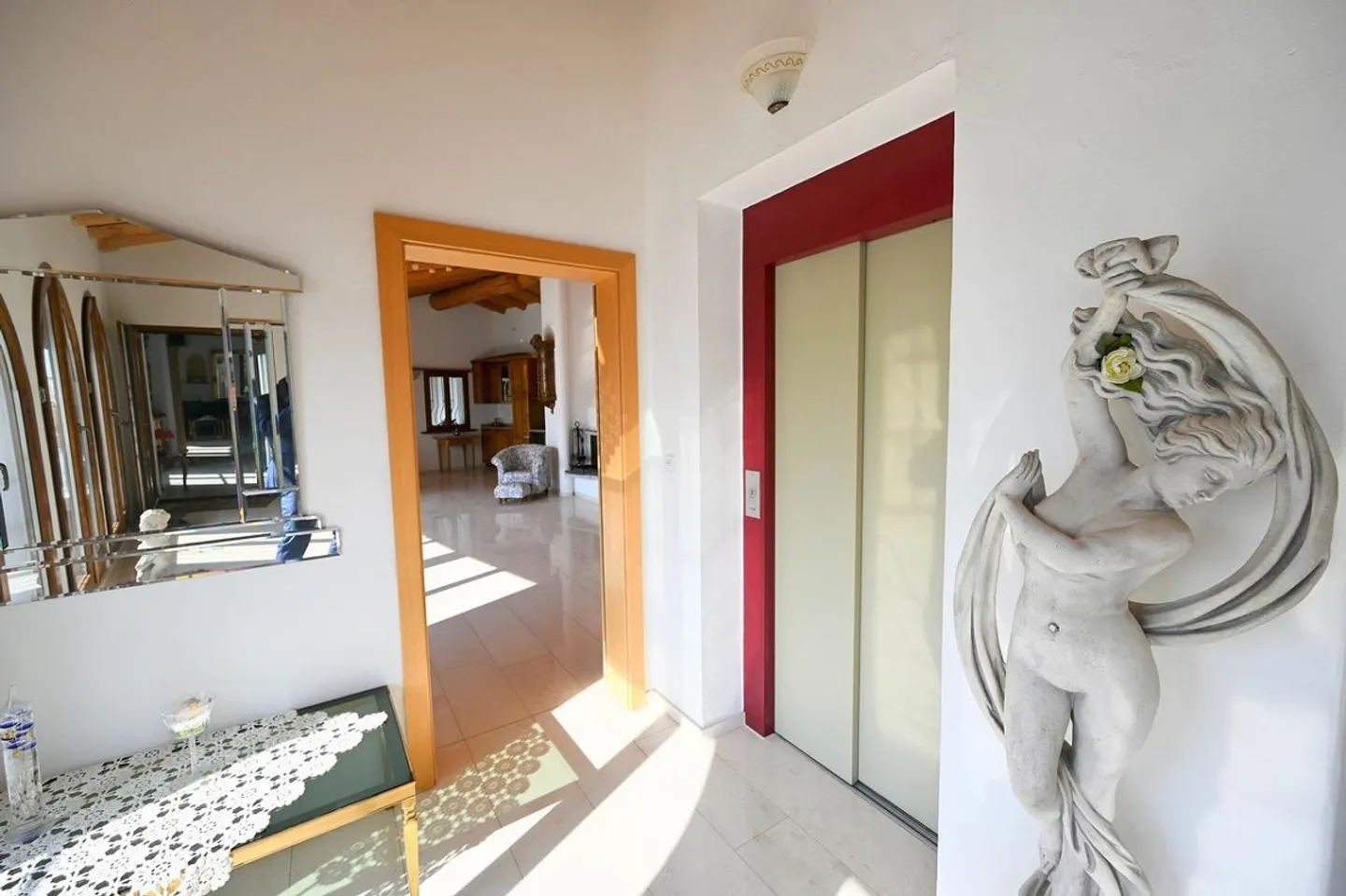 2 Ville Gemelle in Stile Rustico con Magnifica Vista Lago di Lugano - Foto 10 di 25