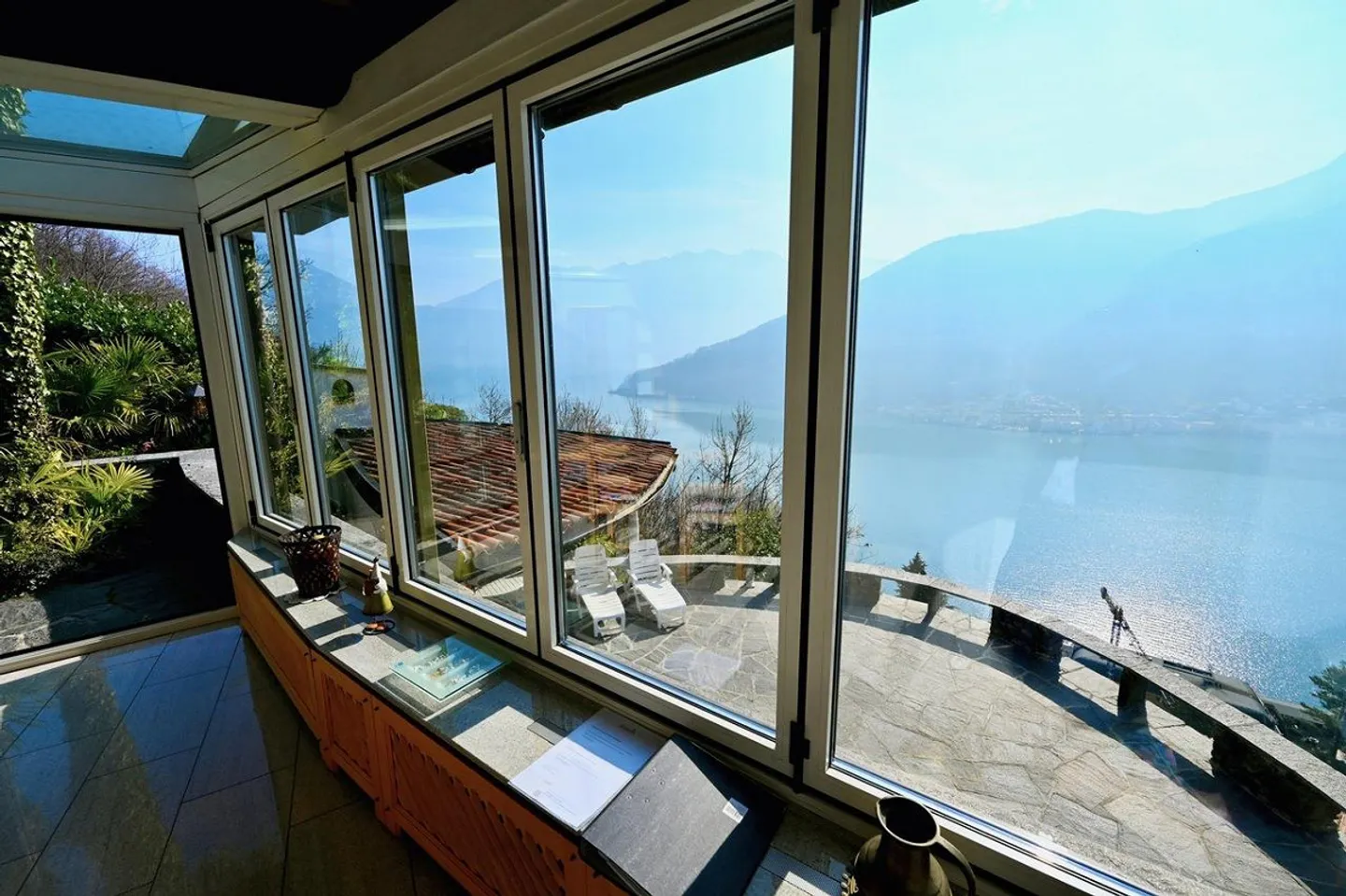 2 Ville Gemelle in Stile Rustico con Magnifica Vista Lago di Lugano - Foto 14 di 25