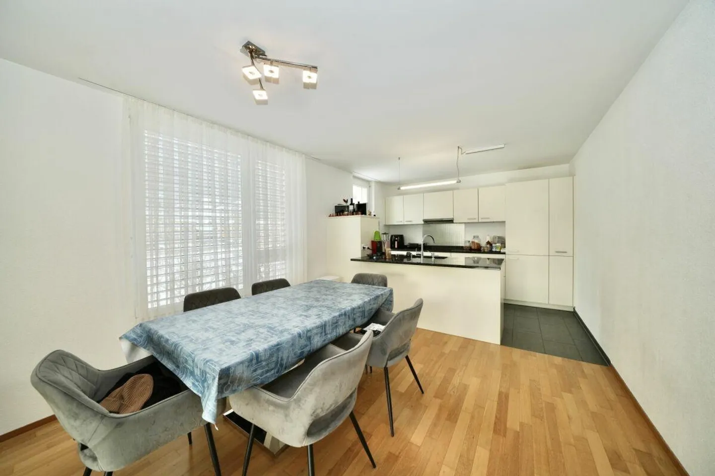 Helle 4.5-Zimmer-Wohnung - Foto 5 von 9