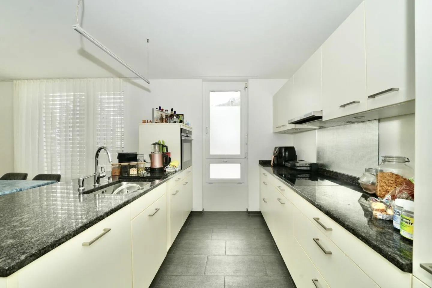 Helle 4.5-Zimmer-Wohnung - Foto 4 von 9