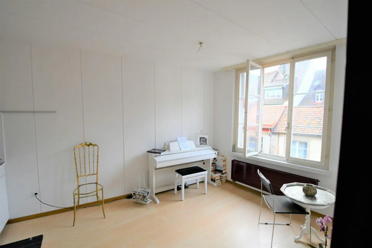 Your new home in the old town - Photo 2 of 6