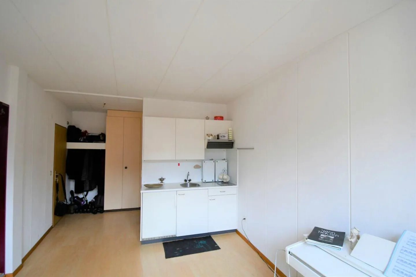 Your new home in the old town - Photo 3 of 6