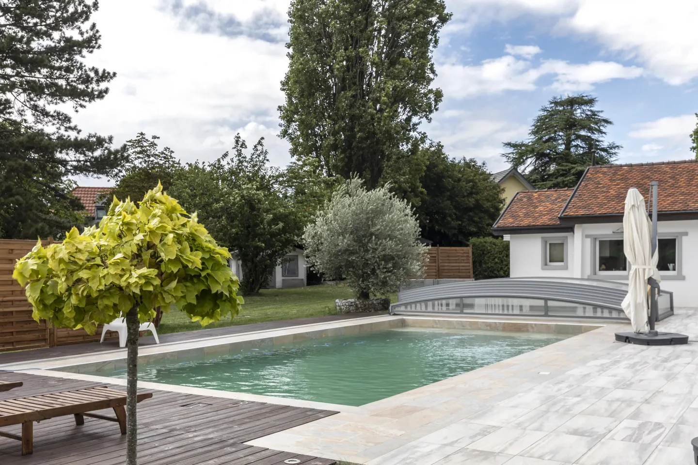 Proprietà familiare nel cuore di Jouxtens-Mézery - Foto 2 di 11